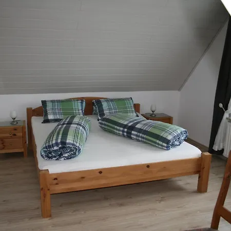 Frey - Ueber Zwei Etagen Mit Terrasse